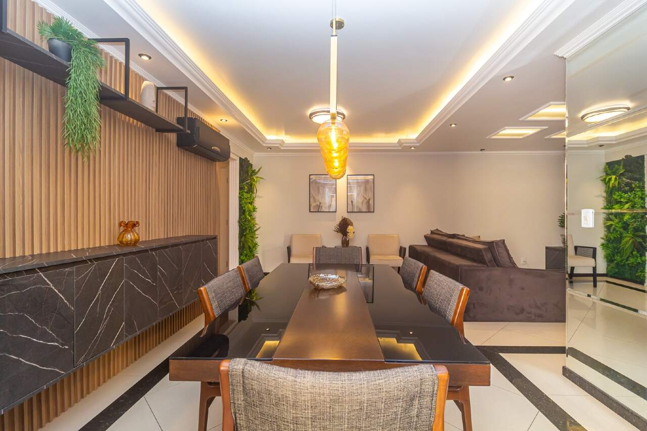 Apartamento diferenciado à venda no Centro: 