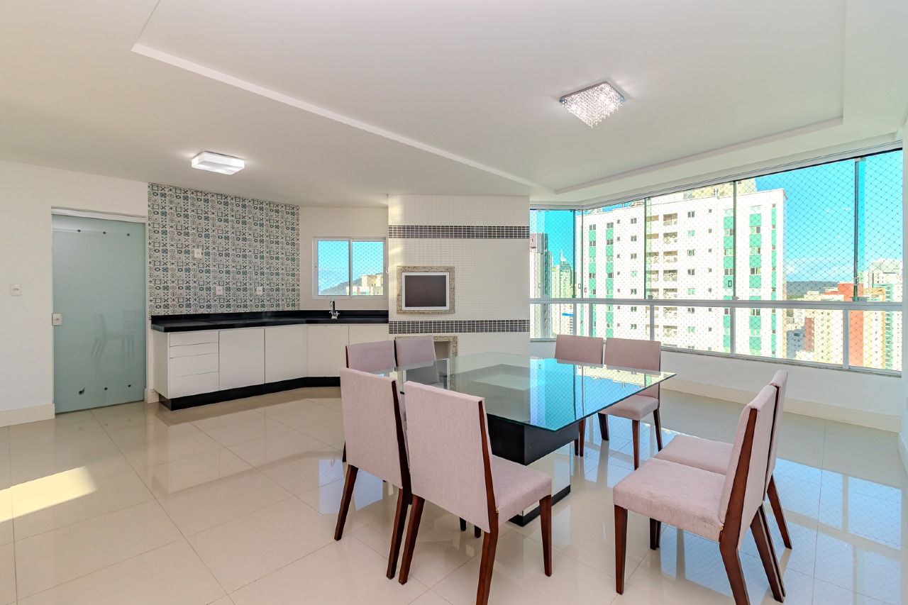 Apartamento à venda no Centro: