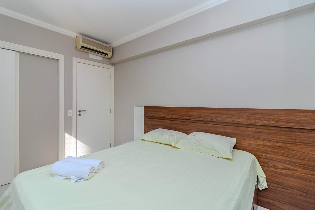 Apartamento à venda no Pioneiros: 