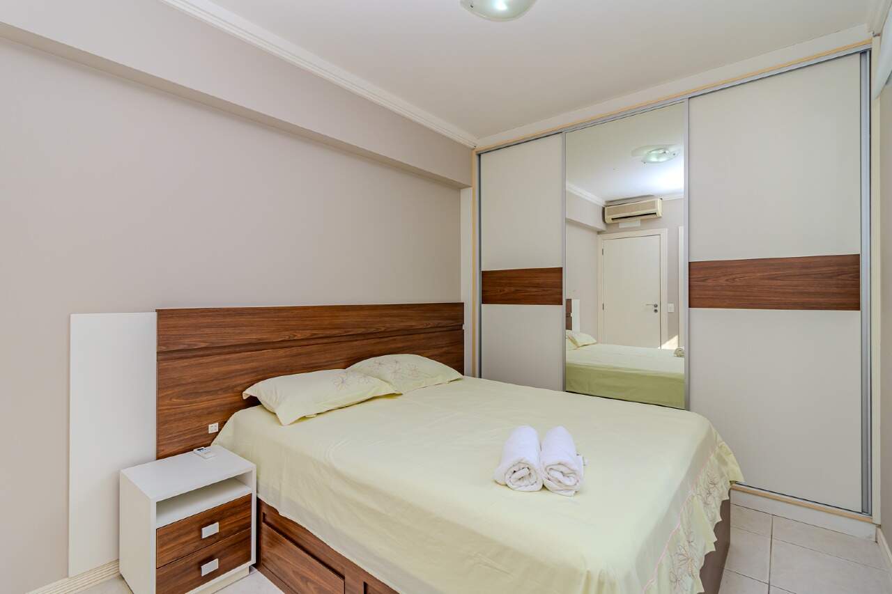 Apartamento à venda no Pioneiros: 