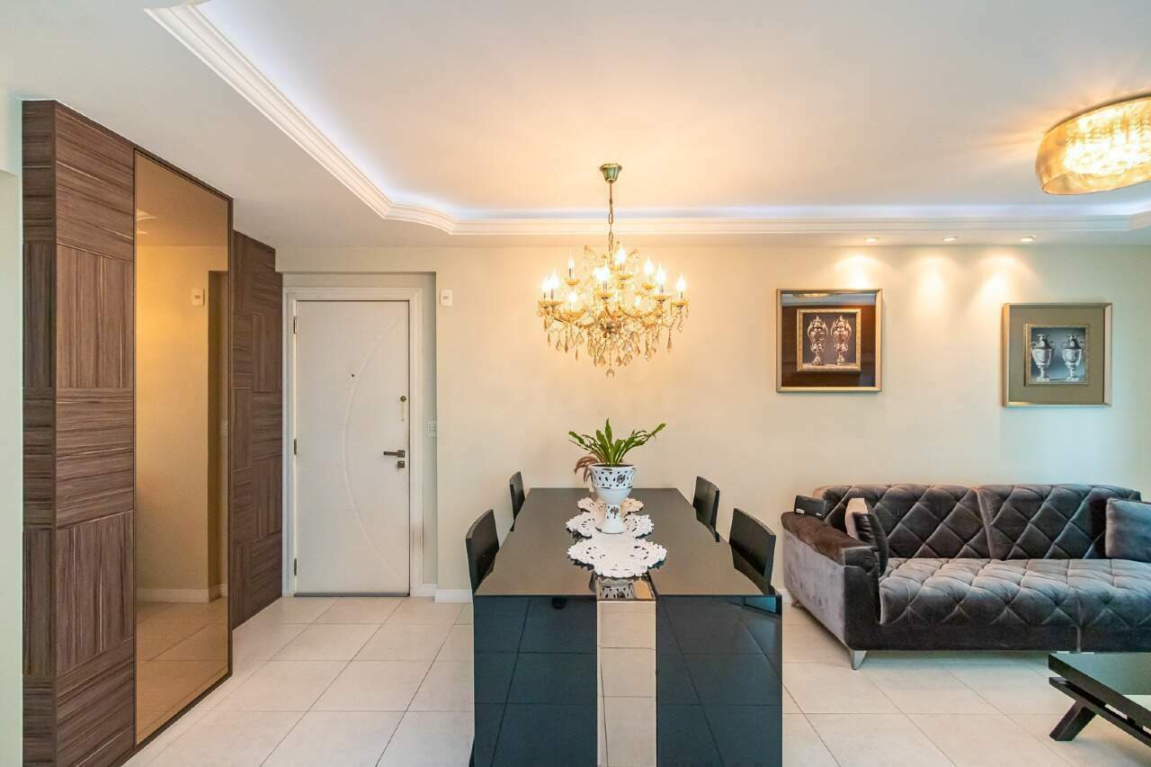 Apartamento diferenciado à venda no Centro: 
