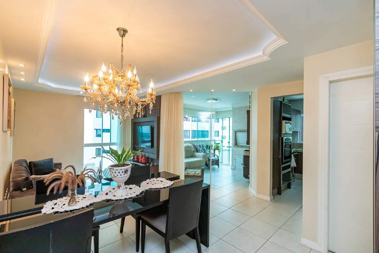Apartamento diferenciado à venda no Centro: 