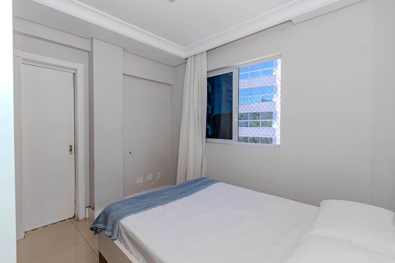 Apartamento à venda no Pioneiros: 