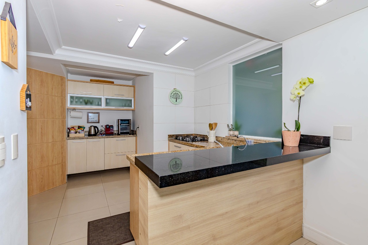 Apartamento à venda no Pioneiros: 