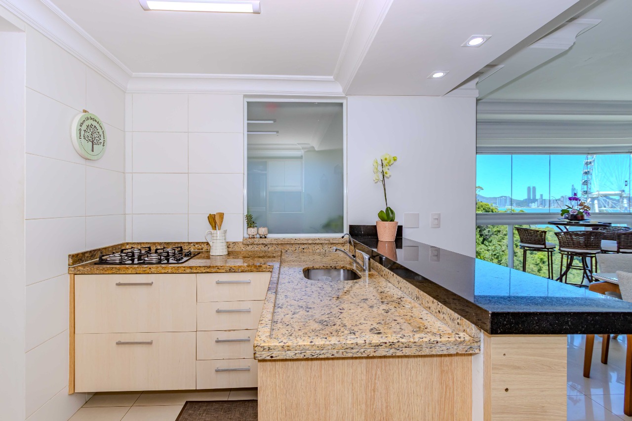 Apartamento à venda no Pioneiros: 