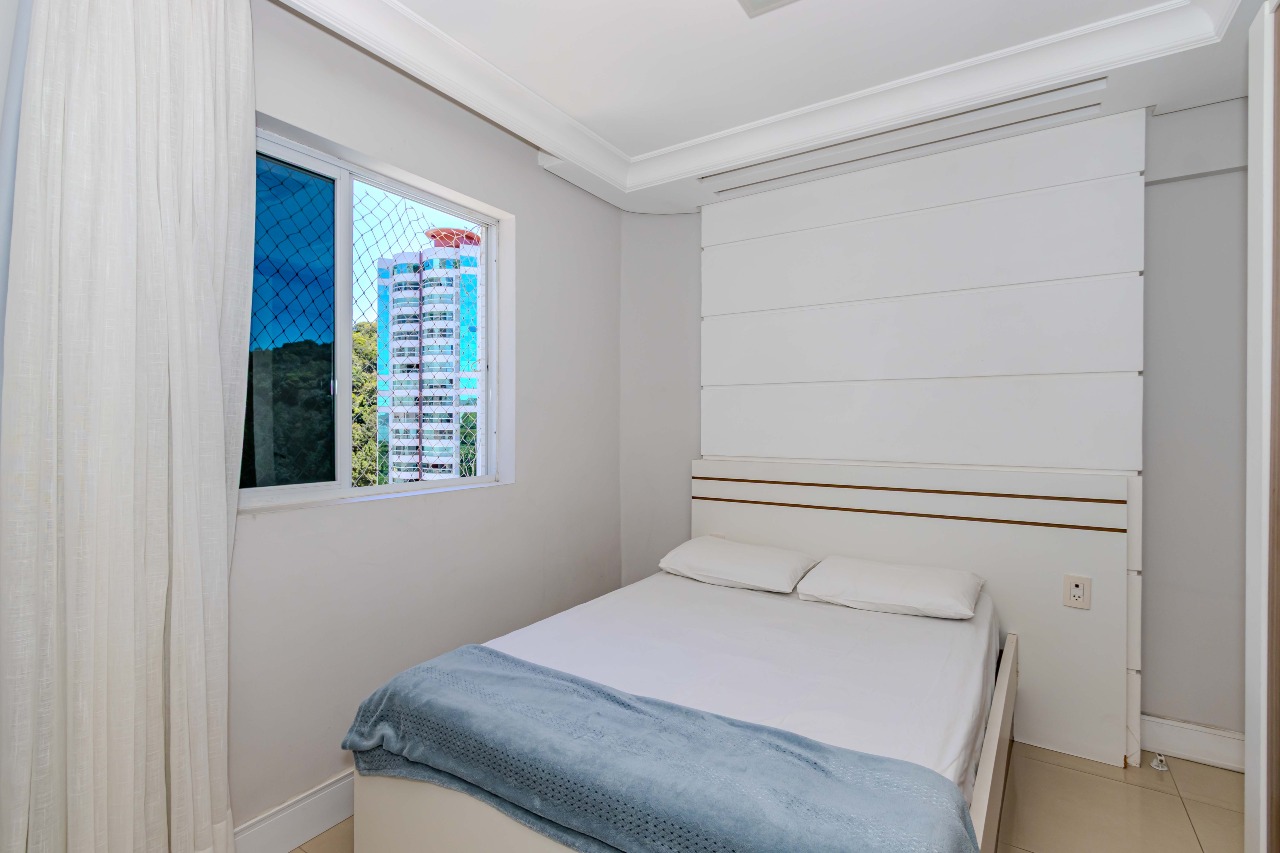 Apartamento à venda no Pioneiros: 