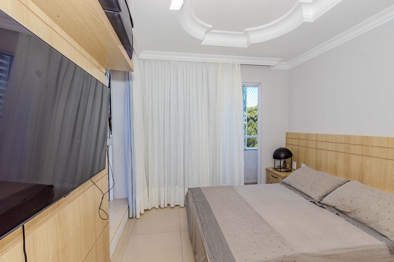 Apartamento à venda no Pioneiros: 