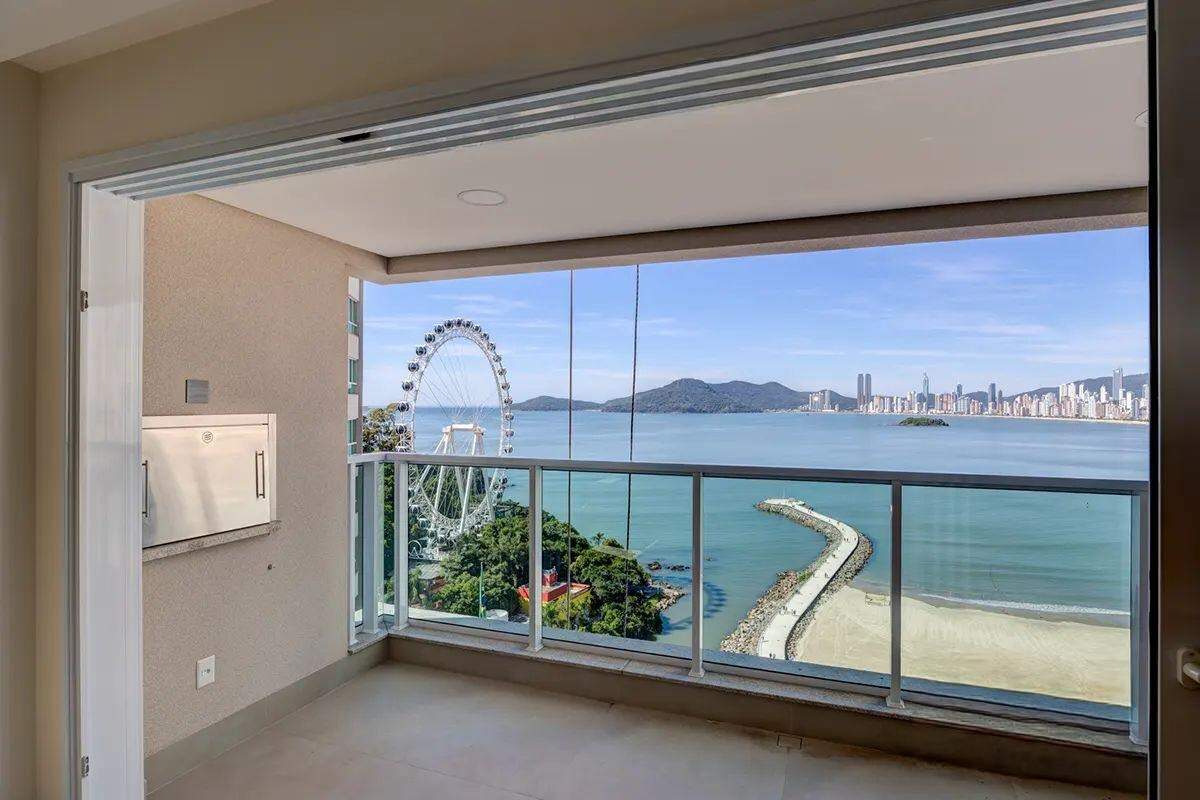 Apartamento à venda no Pioneiros: 