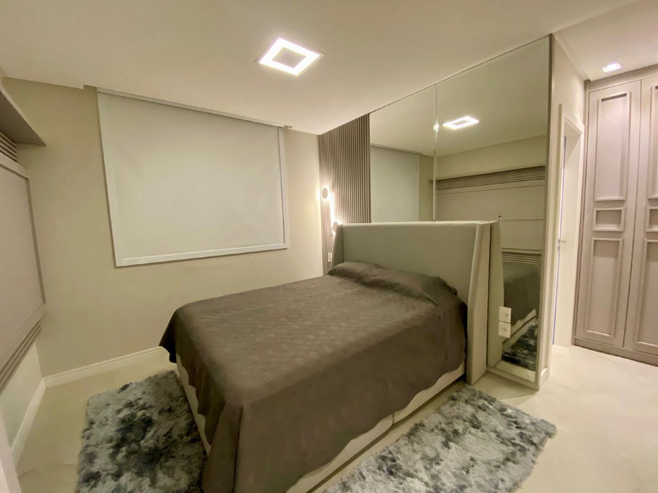 Apartamento à venda no Pioneiros: 