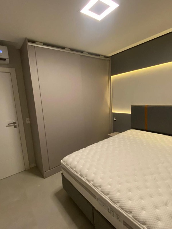 Apartamento à venda no Pioneiros: 