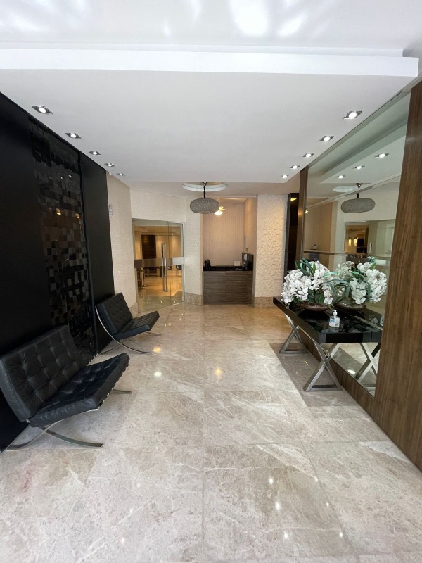 Apartamento à venda no Pioneiros: 