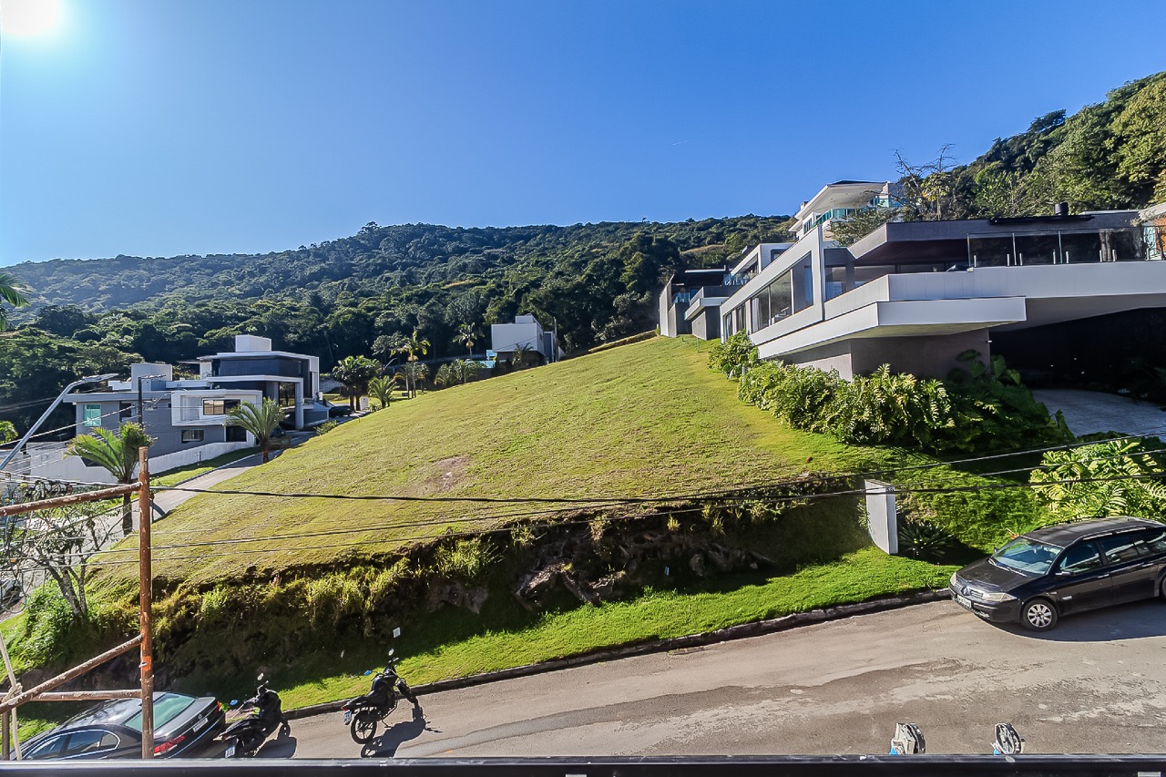Casa de Condomínio à venda no Barra: 