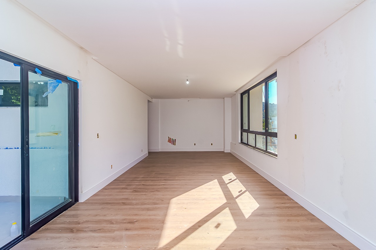 Casa de Condomínio à venda no Barra: 