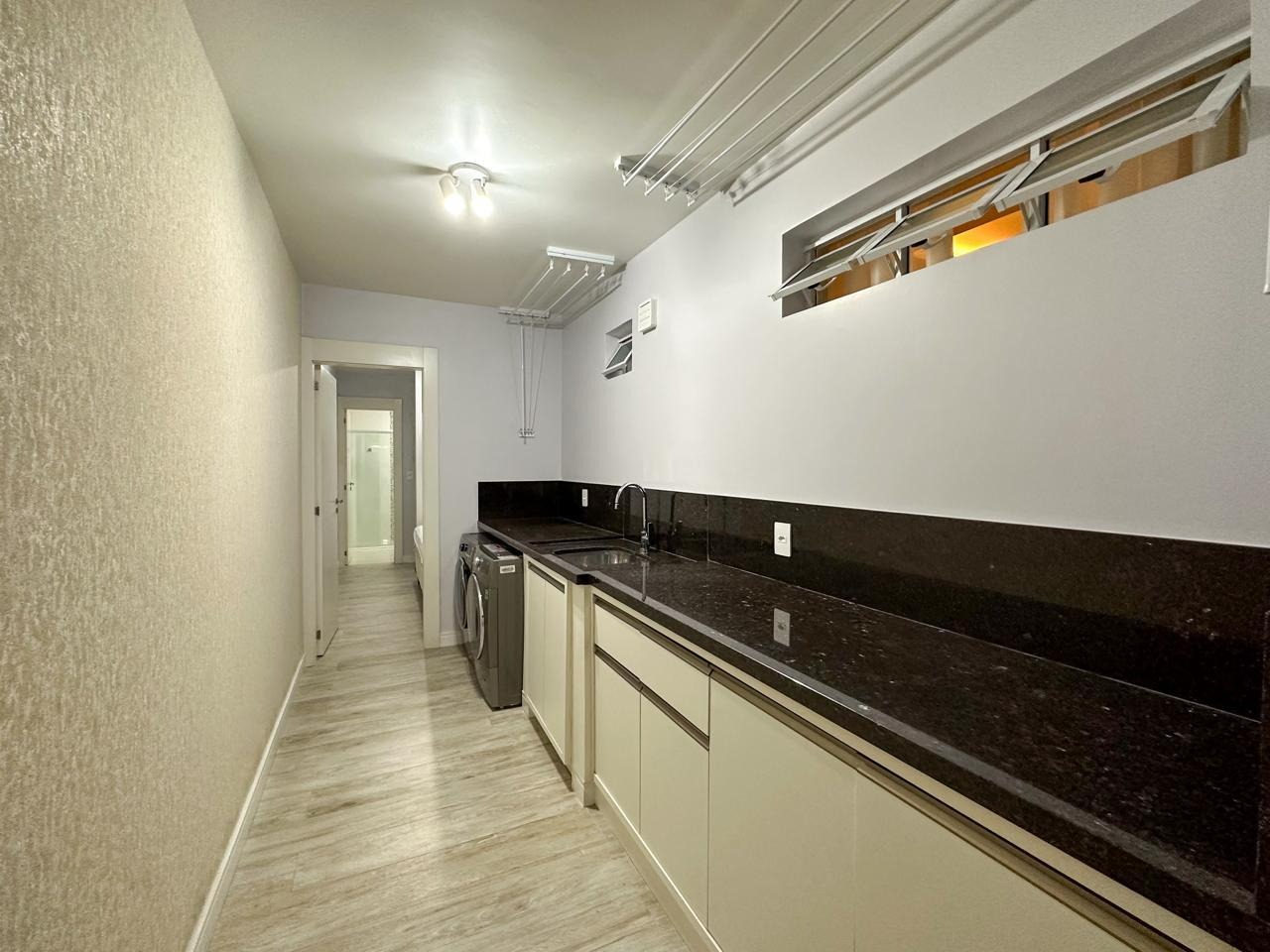 Apartamento diferenciado à venda no Centro: 