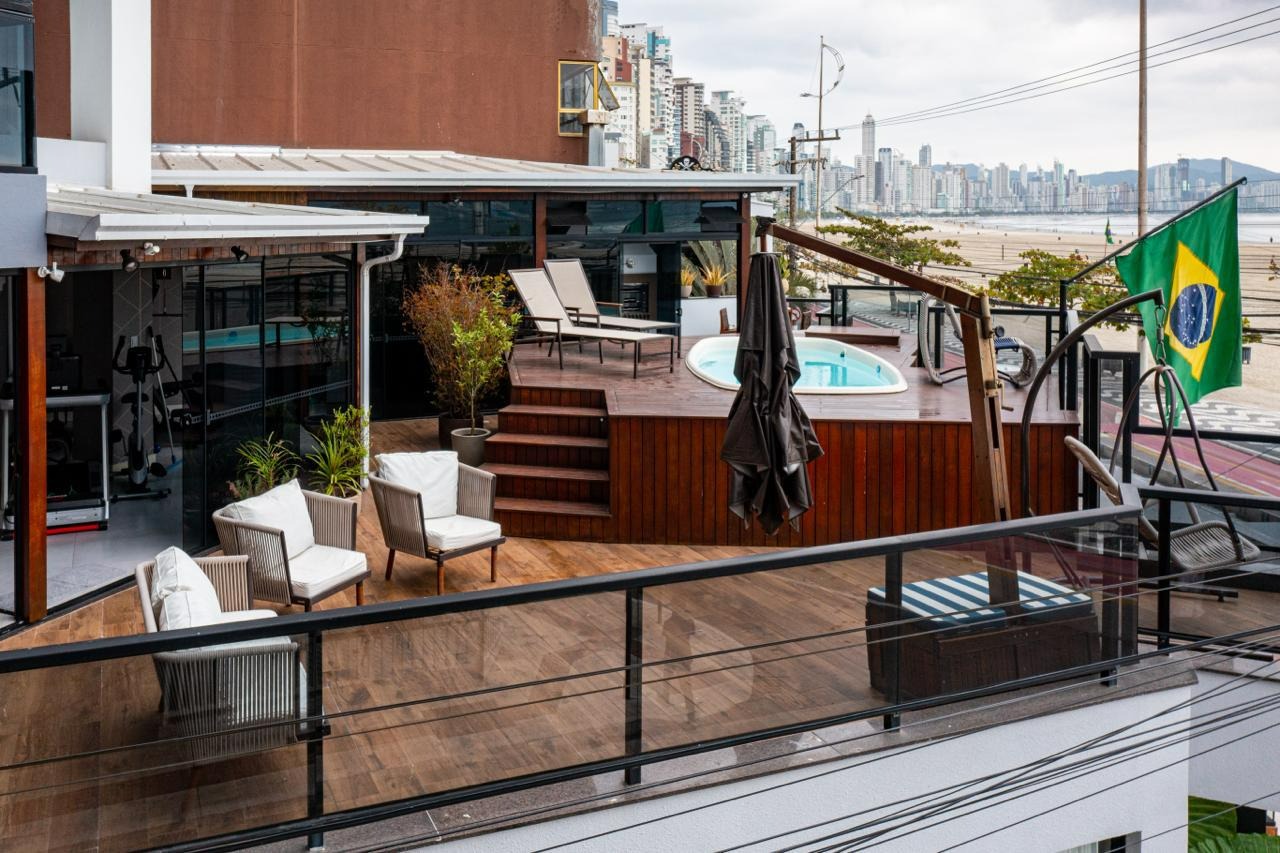 Apartamento diferenciado à venda no Centro: 