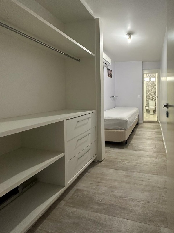 Apartamento diferenciado à venda no Centro: 