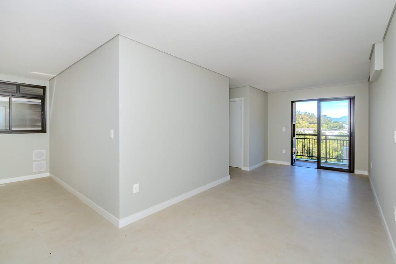 Apartamento à venda no Praia dos Amores: 