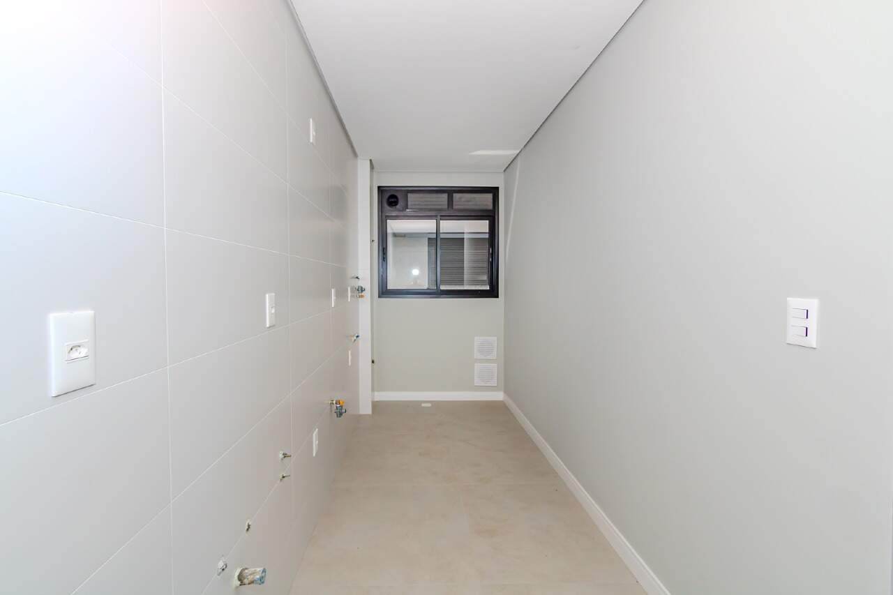 Apartamento à venda no Praia dos Amores: 