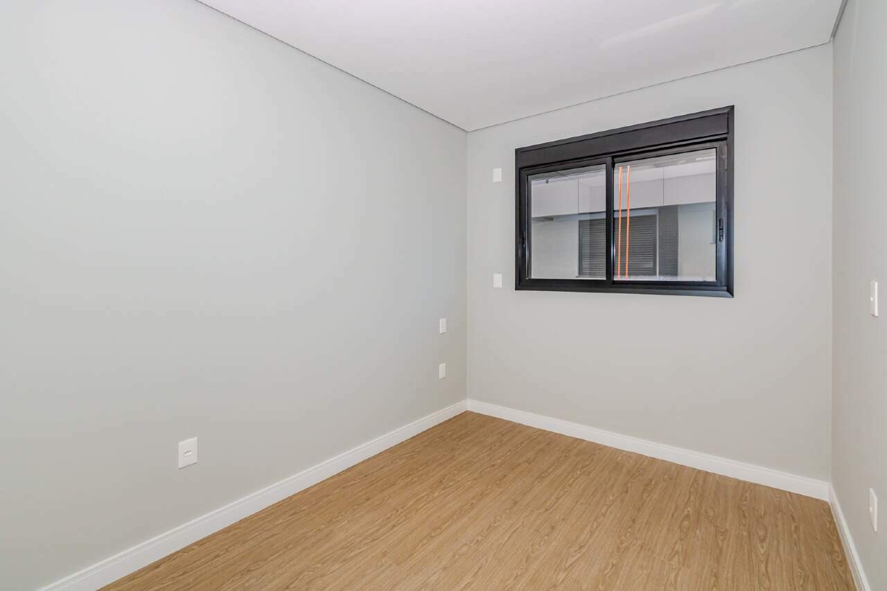 Apartamento à venda no Praia dos Amores: 