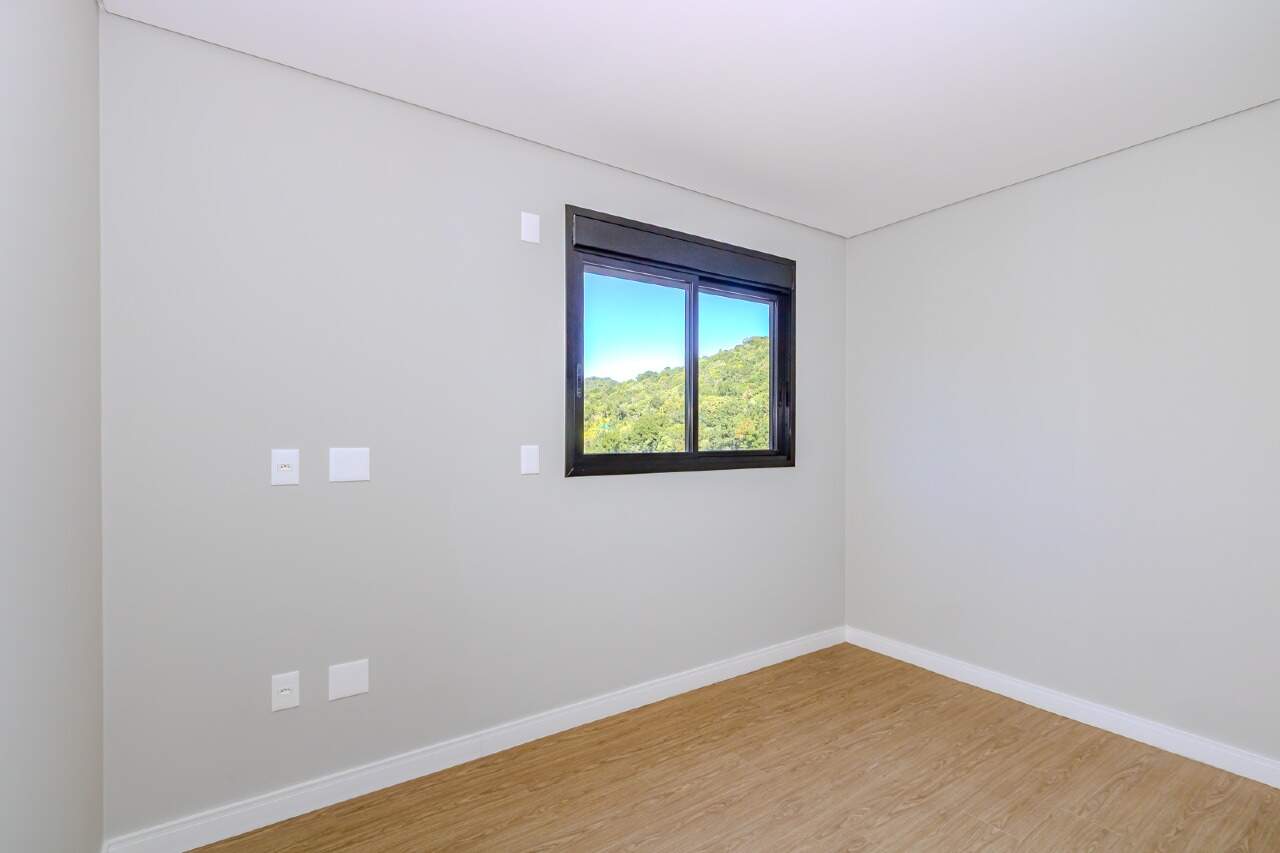 Apartamento à venda no Praia dos Amores: 