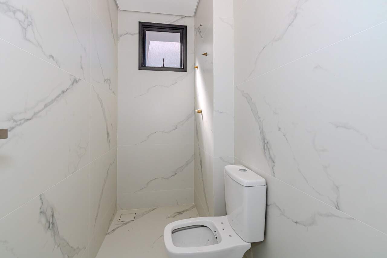 Apartamento à venda no Praia dos Amores: 