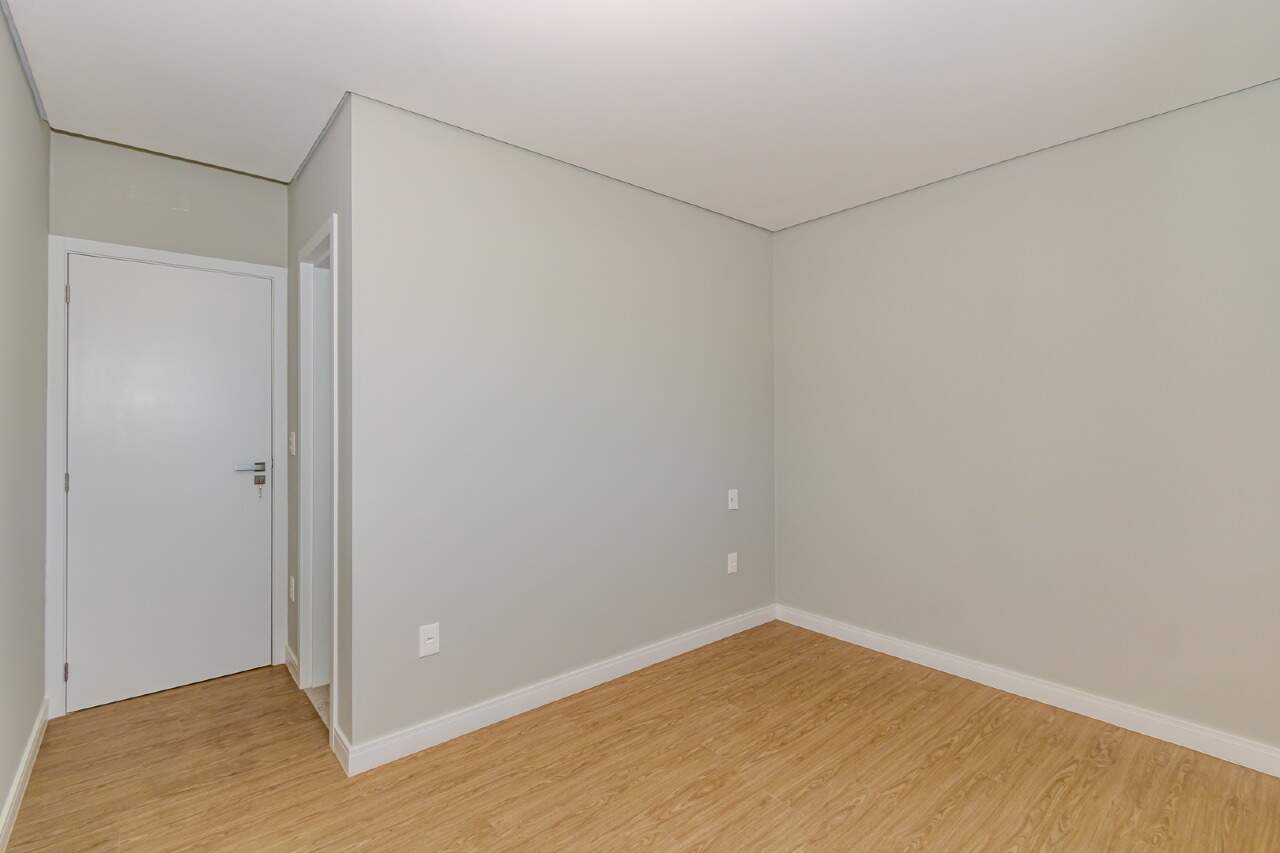 Apartamento à venda no Praia dos Amores: 