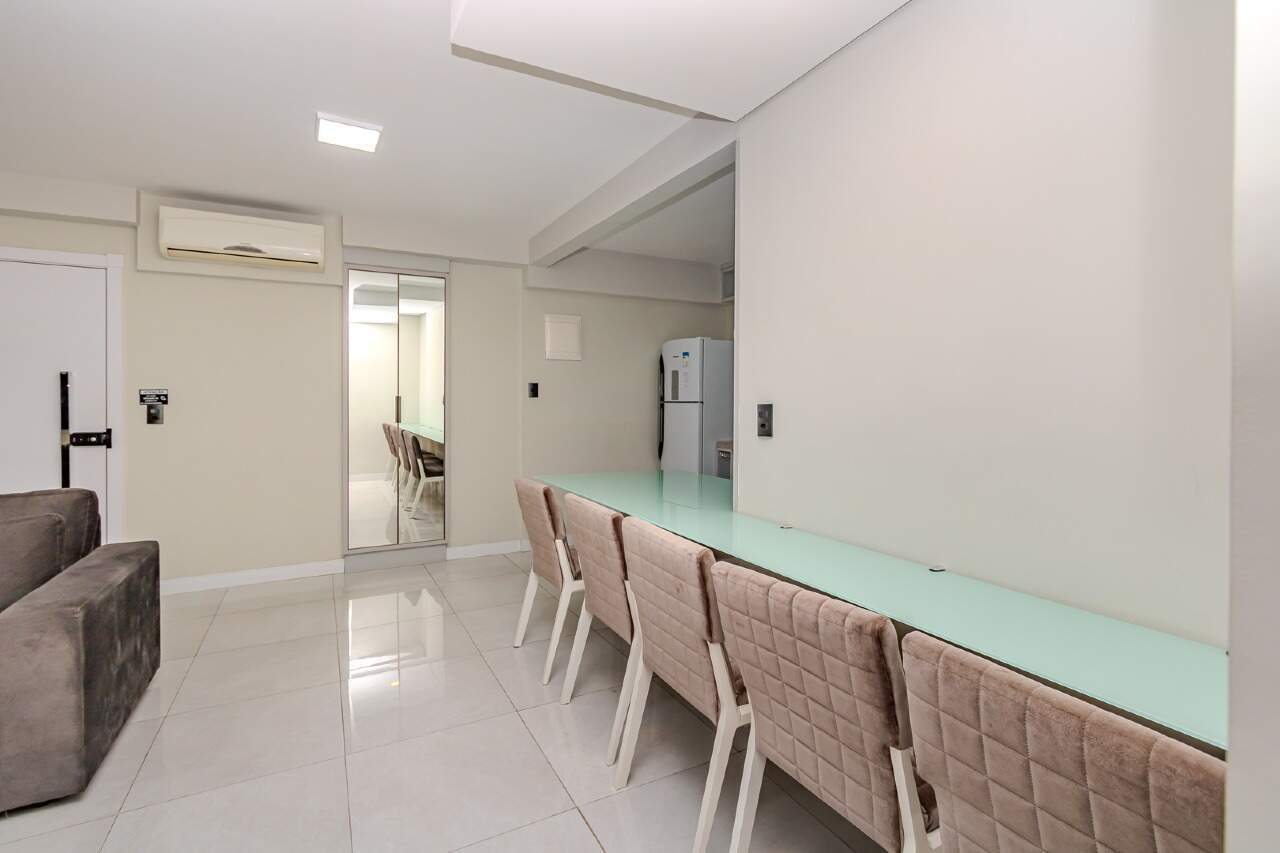 Apartamento diferenciado à venda no Centro: 