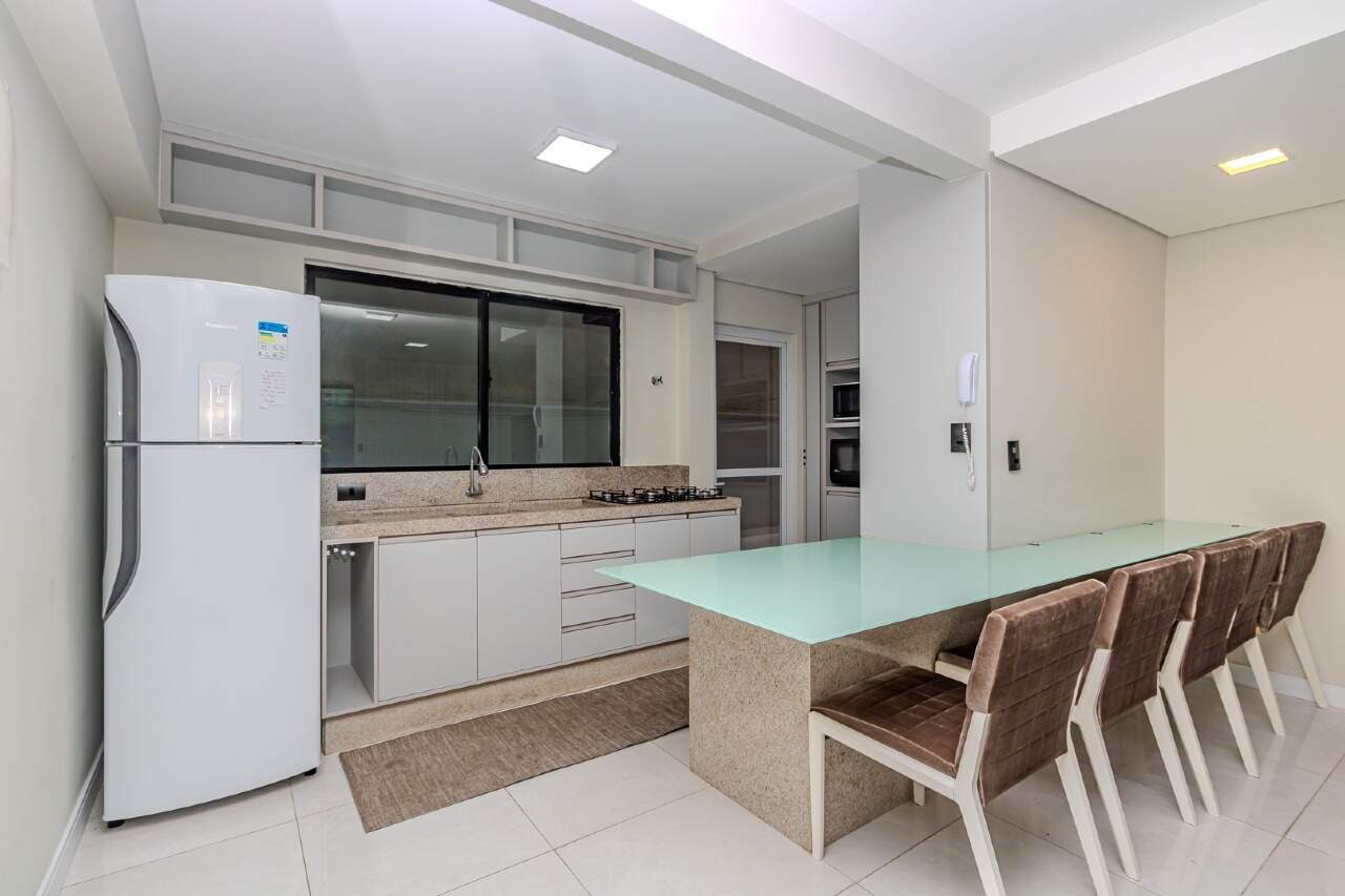 Apartamento diferenciado à venda no Centro: 