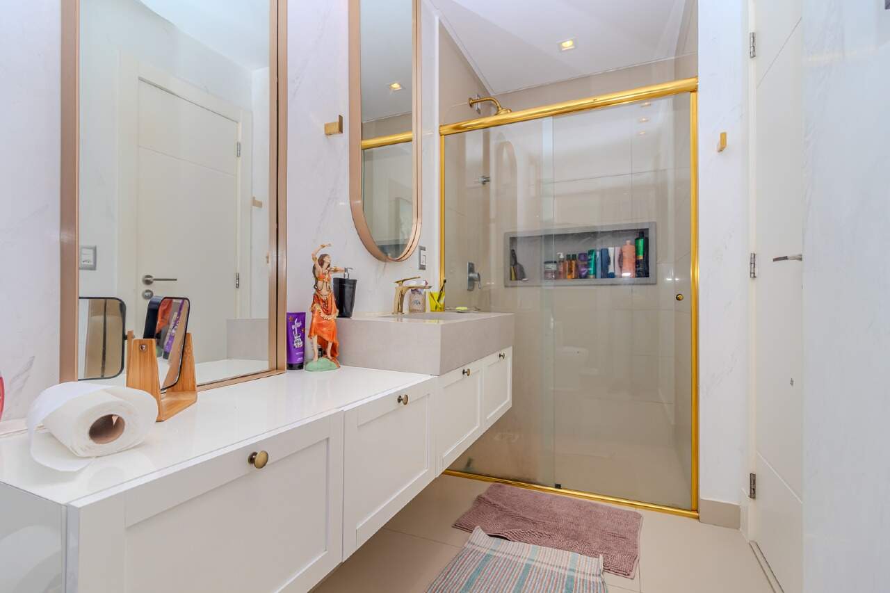 Apartamento à venda no Pioneiros: