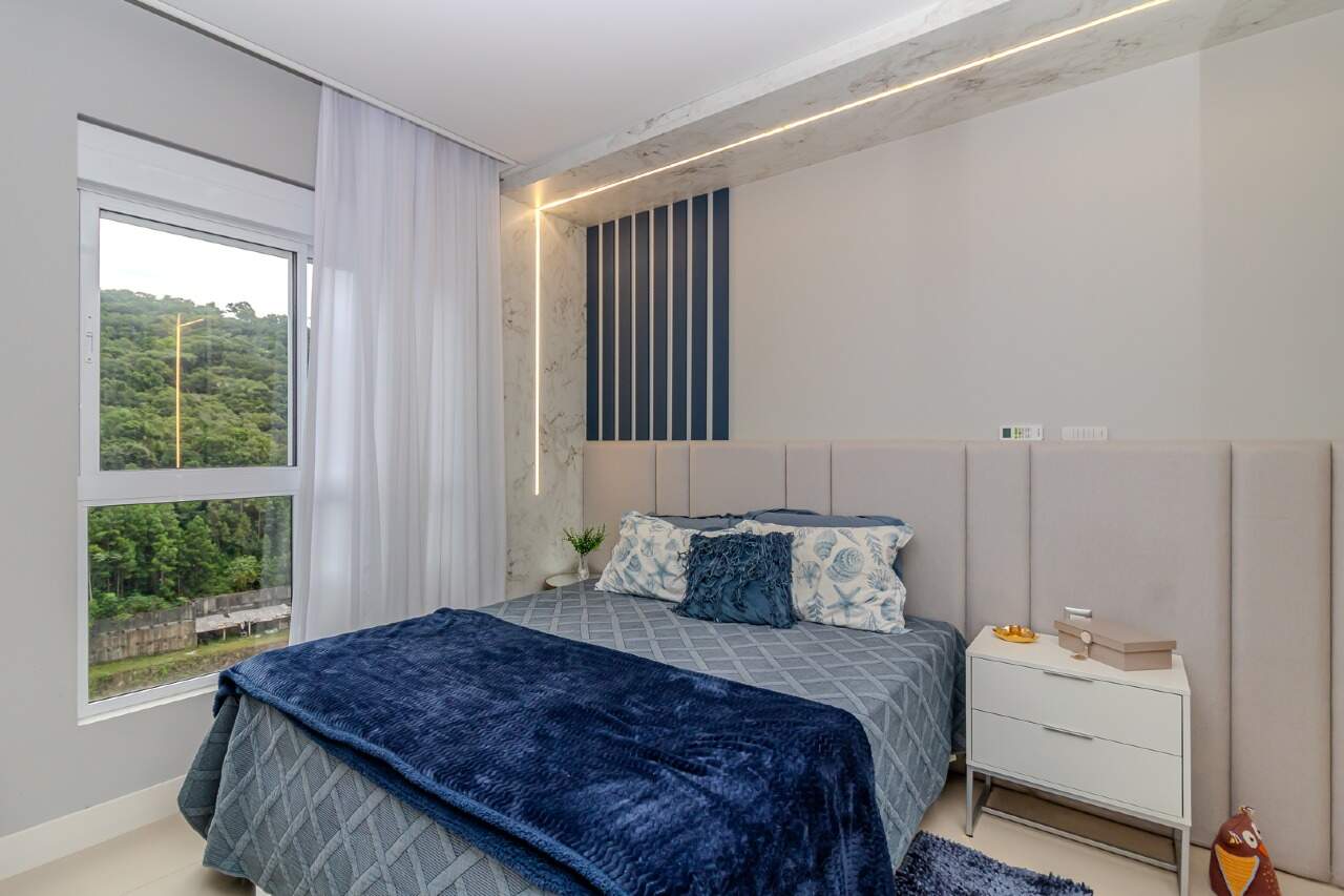 Apartamento à venda no Pioneiros: