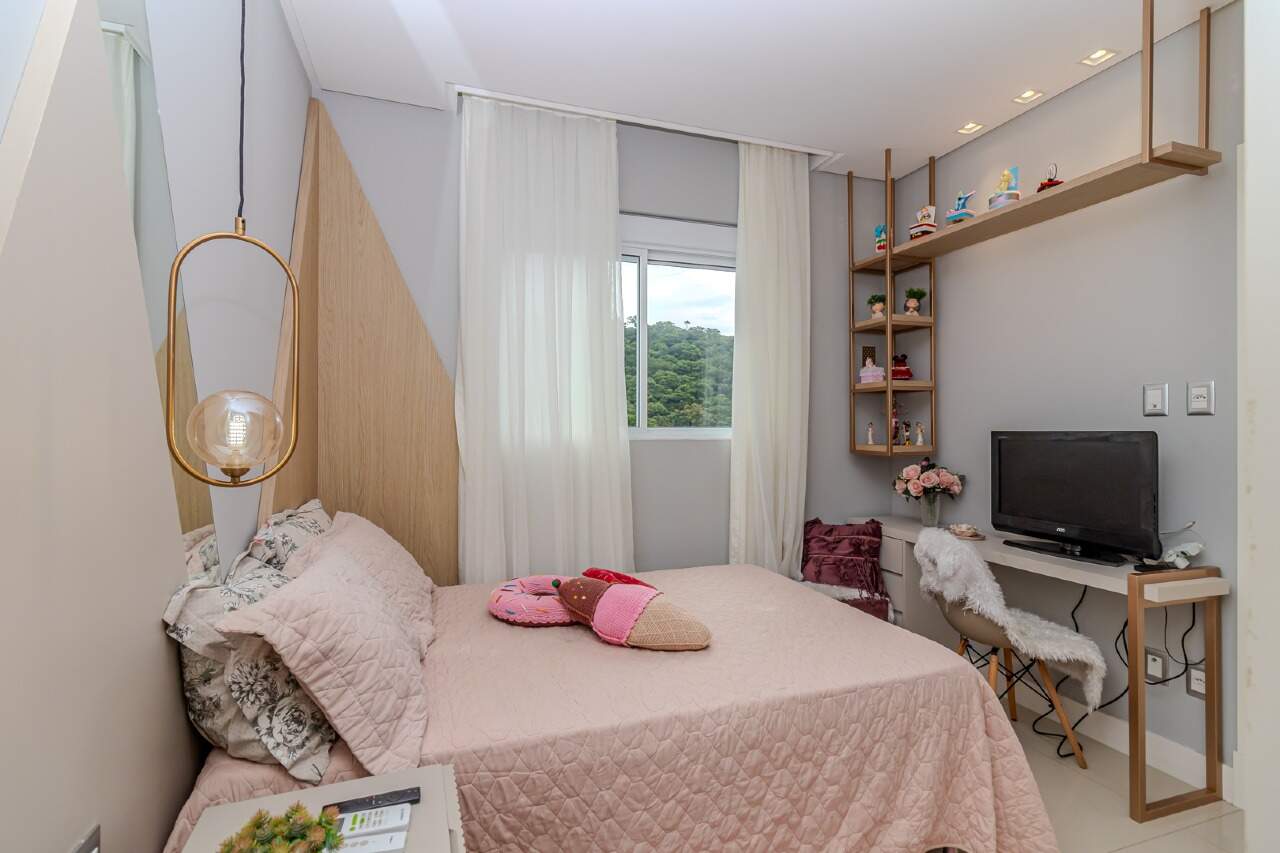 Apartamento à venda no Pioneiros: