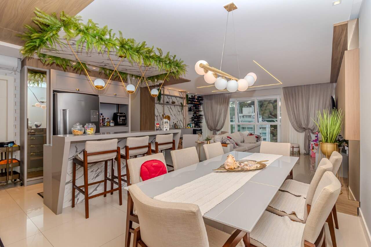 Apartamento à venda no Pioneiros: