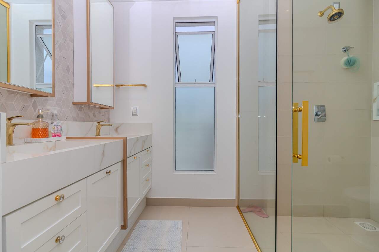 Apartamento à venda no Pioneiros: