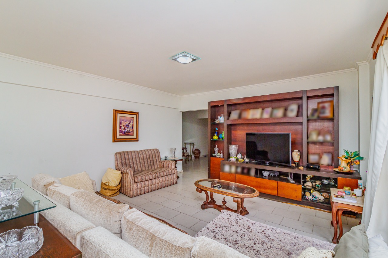 Apartamento diferenciado à venda no Centro: 