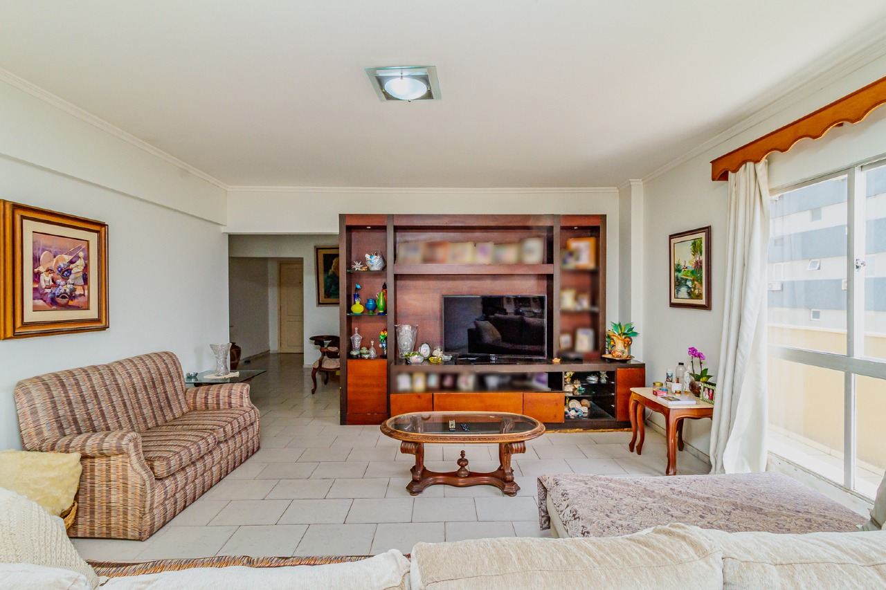 Apartamento diferenciado à venda no Centro: 