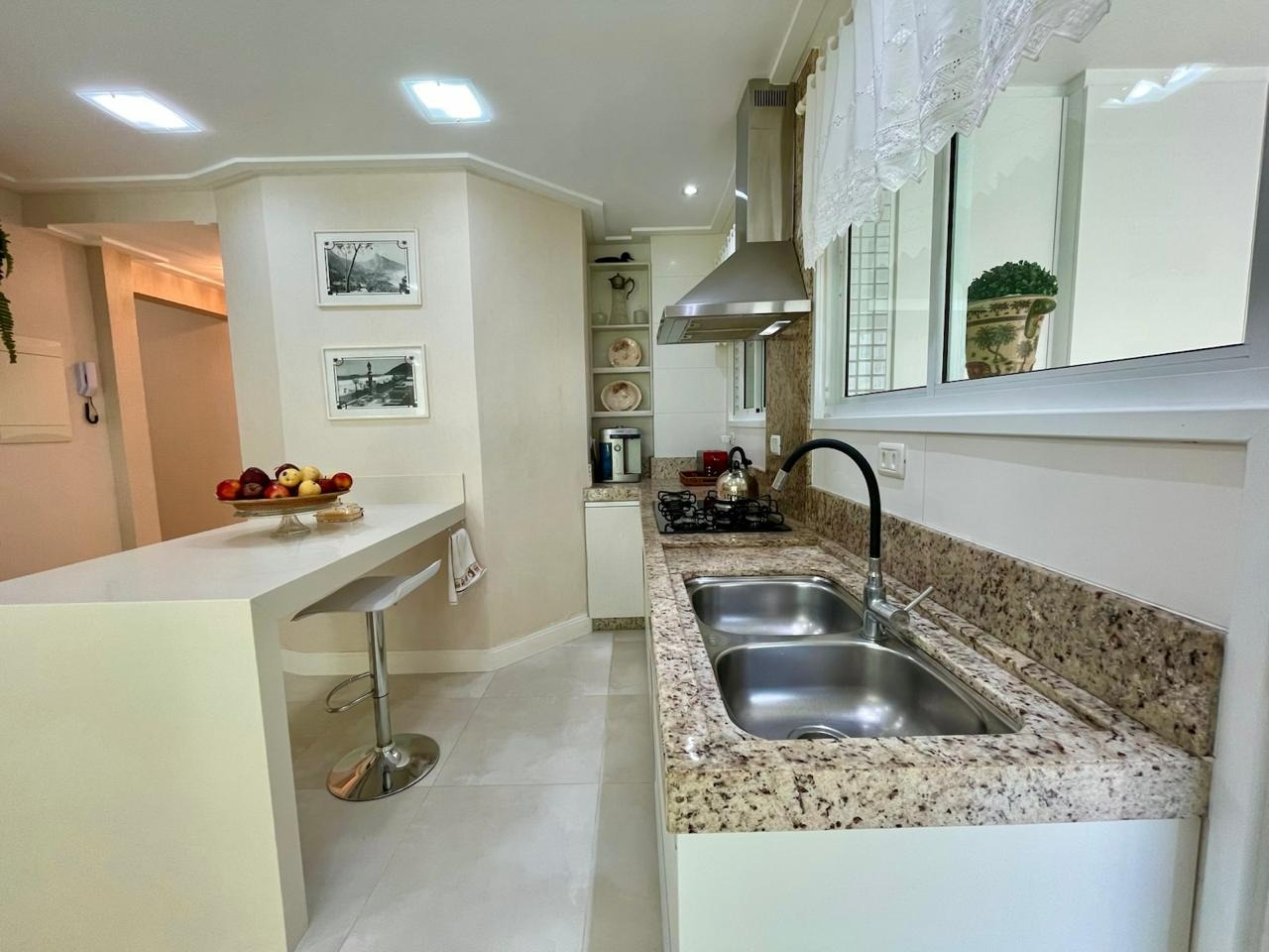 Apartamento diferenciado à venda no Centro: 