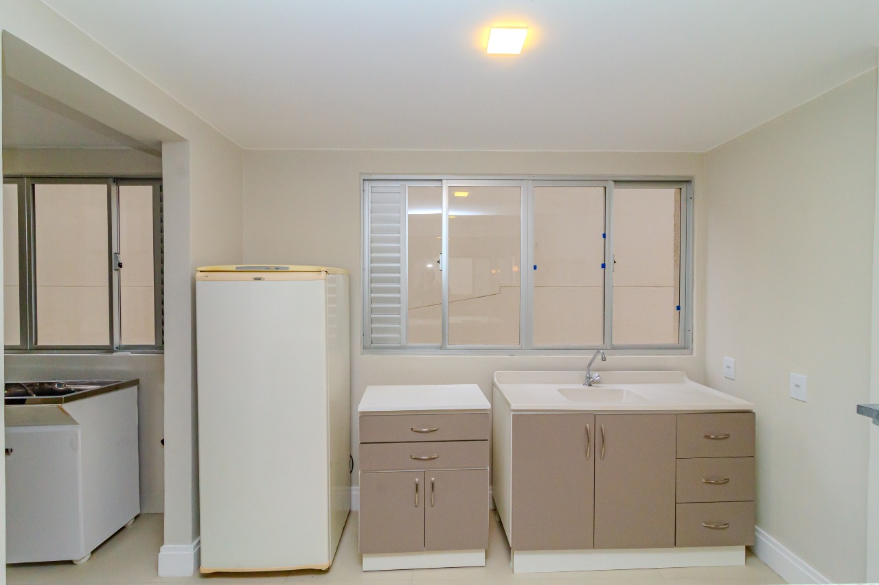 Apartamento à venda no Pioneiros: 