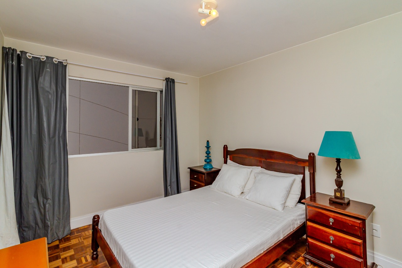 Apartamento à venda no Pioneiros: 
