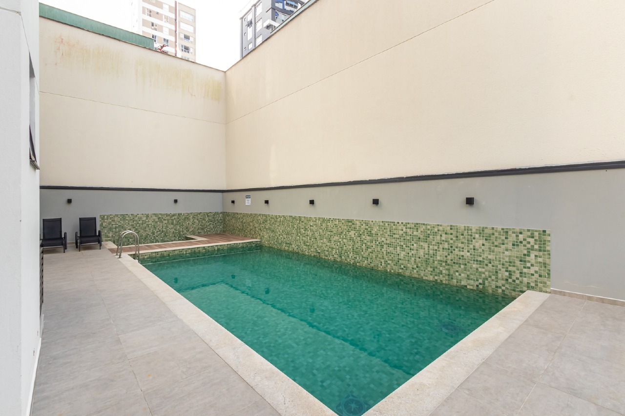 Apartamento à venda no Pioneiros: 