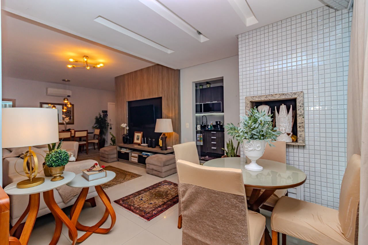 Apartamento diferenciado à venda no Centro: 