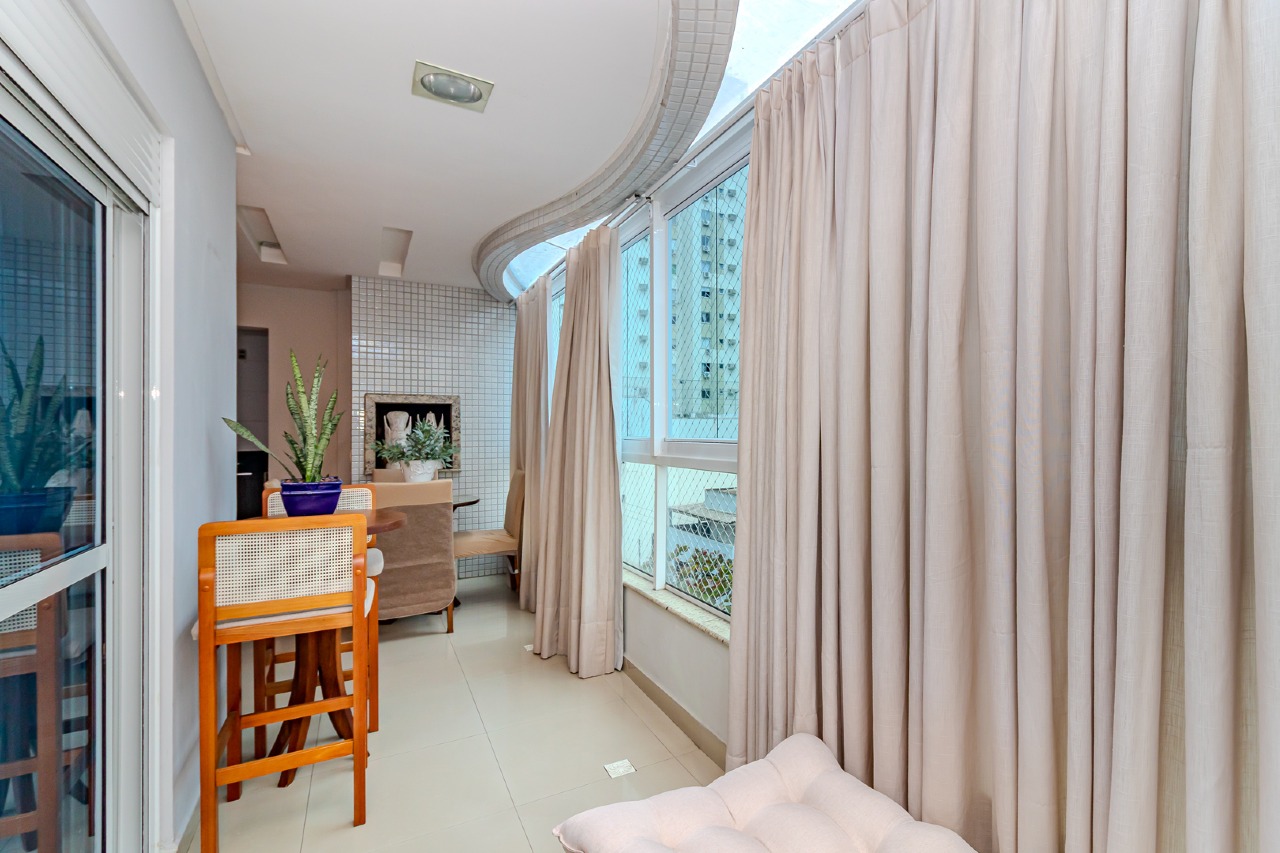 Apartamento diferenciado à venda no Centro: 