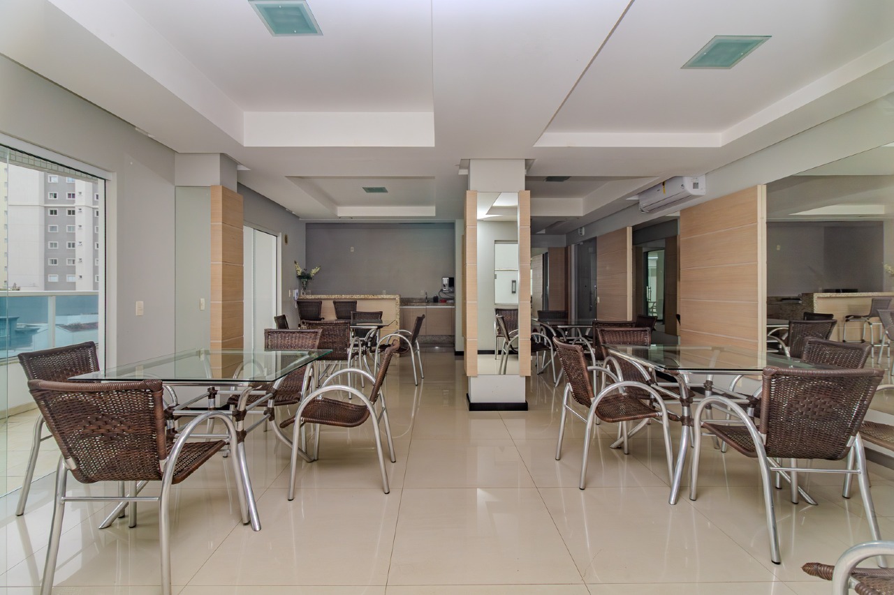 Apartamento diferenciado à venda no Centro: 