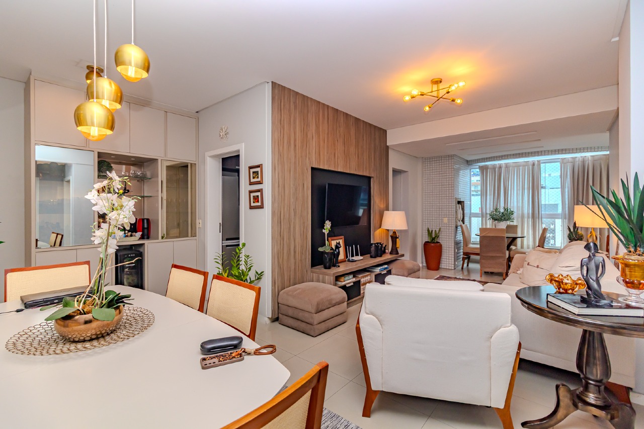 Apartamento diferenciado à venda no Centro: 