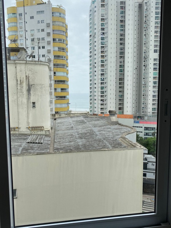Apartamento à venda no Pioneiros: 