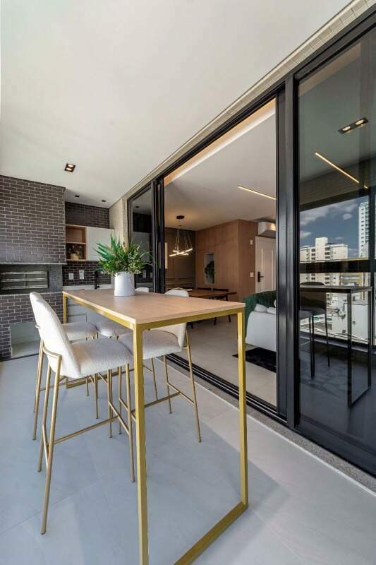 Apartamento diferenciado à venda no Centro: 