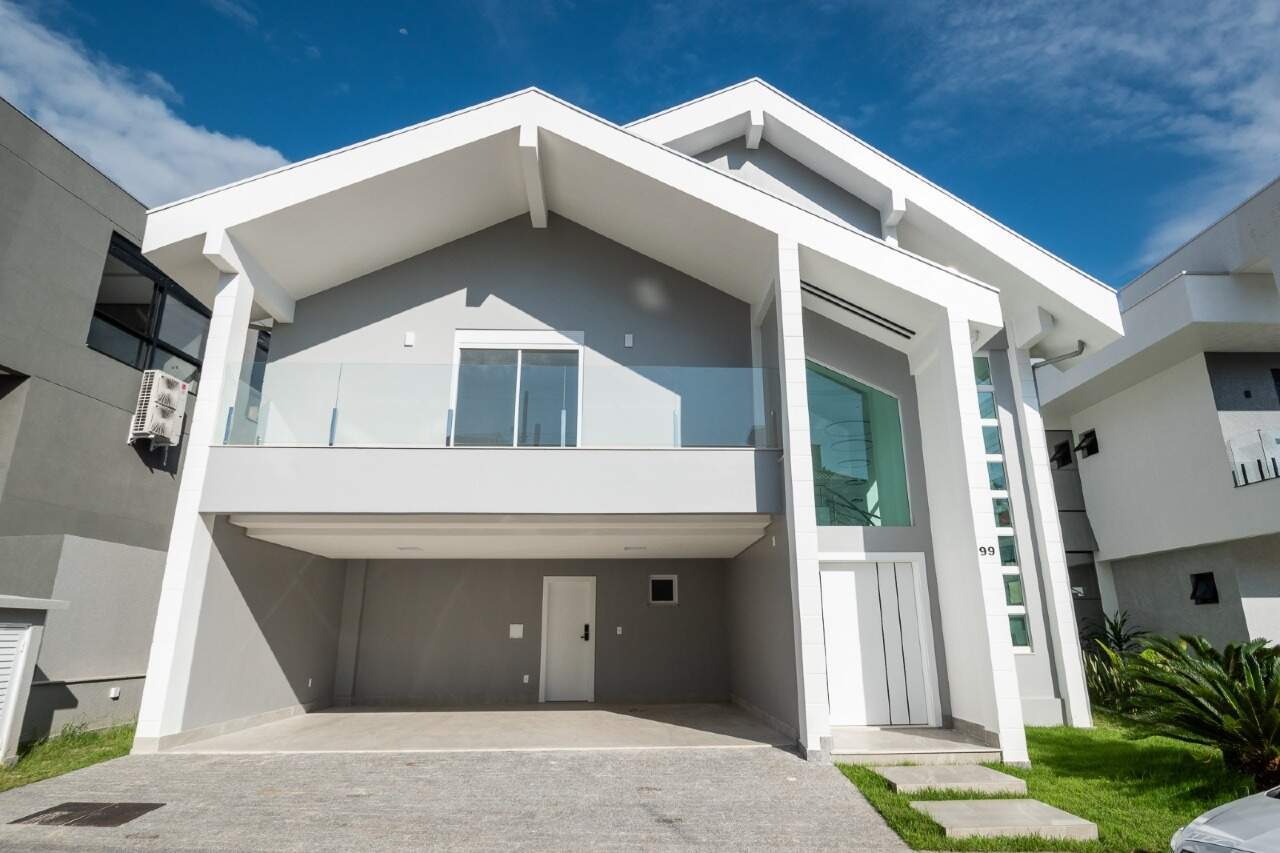 Casa de Condomínio à venda no Ariribá: 