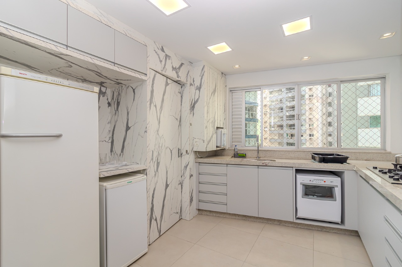 Apartamento diferenciado à venda no Barra Sul: 