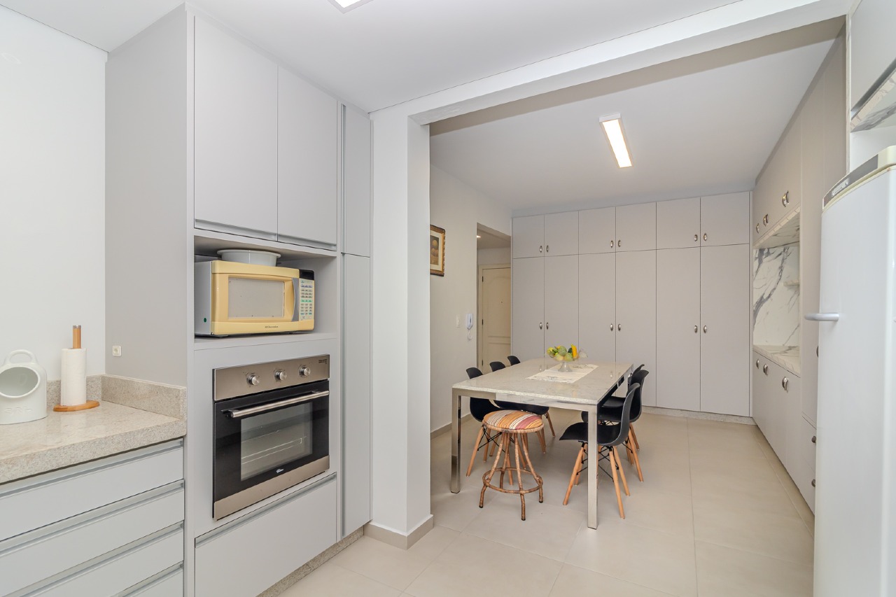 Apartamento diferenciado à venda no Barra Sul: 