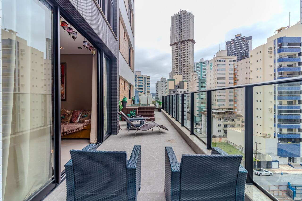 Apartamento diferenciado à venda no Centro: 