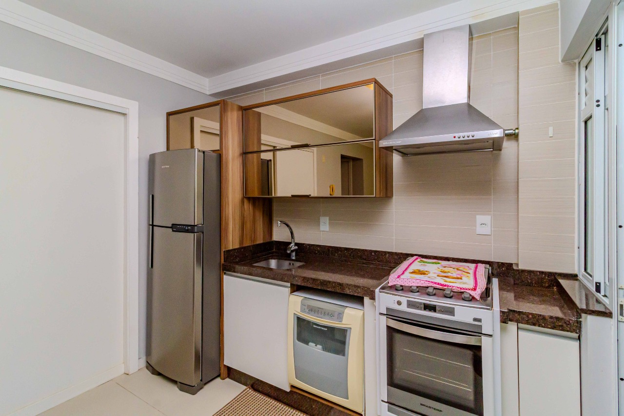 Apartamento à venda no Pioneiros: 